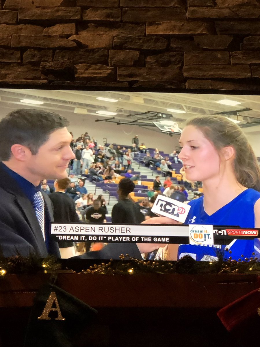 Rush97's tweet photo. Great job tonight @_aspenjade https://t.co/JBwsParxHJ
