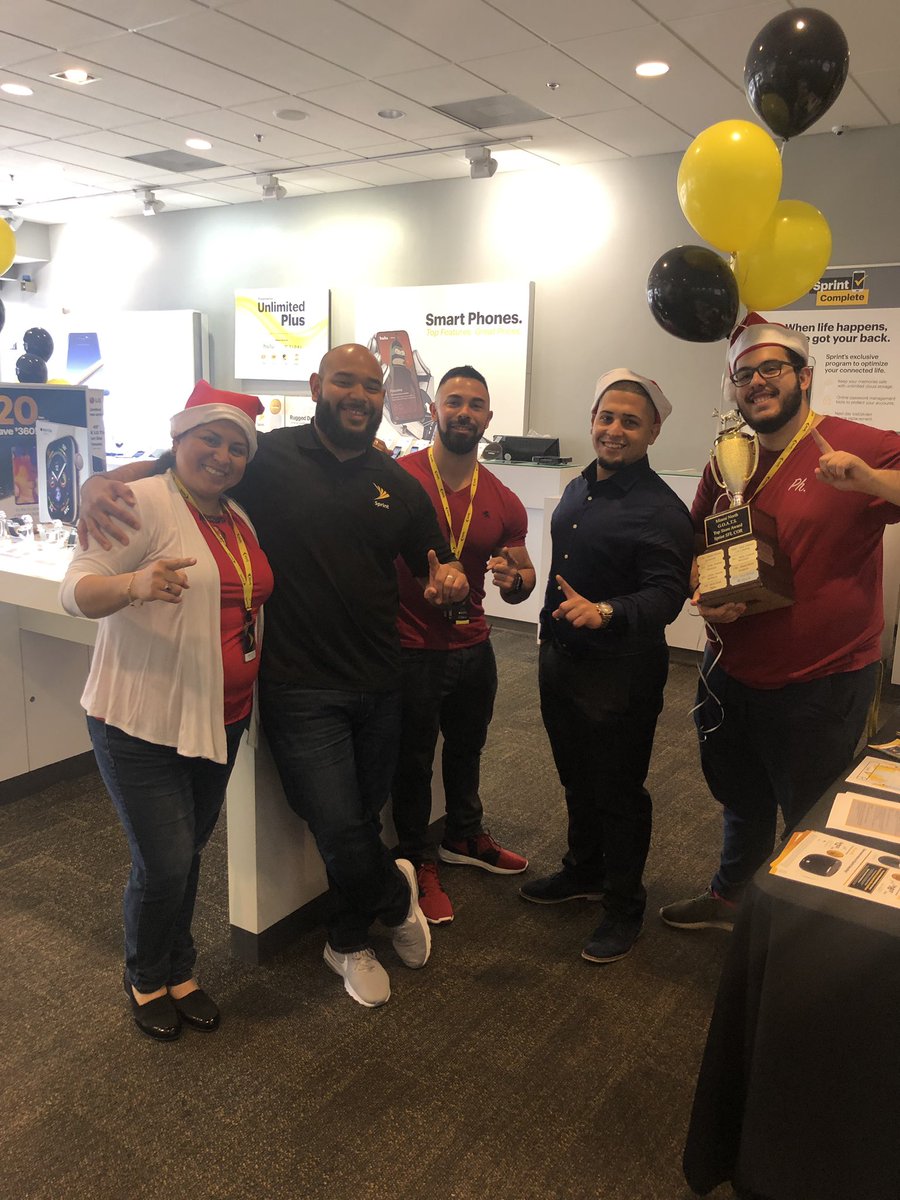 Balbation's tweet photo. Reliving some memories where it all started, The Hialeah Sprint Store! #303 #SST https://t.co/hdl48x4gu0
