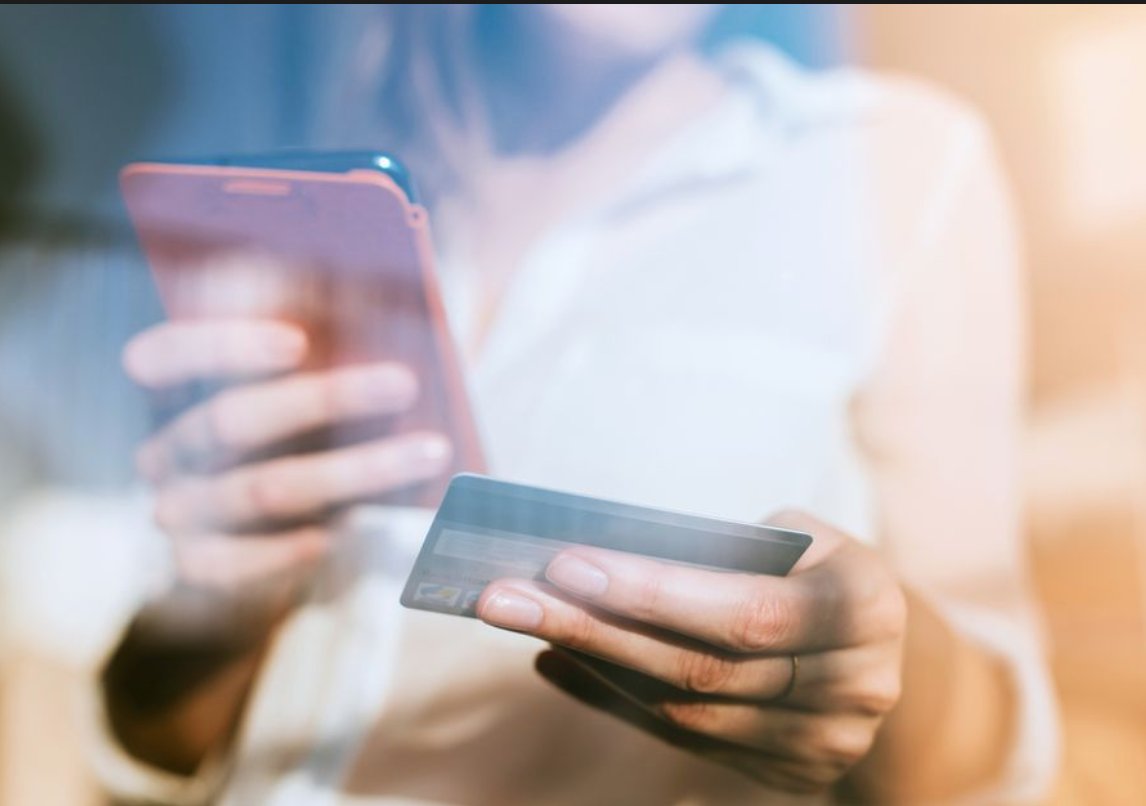 AntiSpamGuyRob's tweet image. Did u know that #robocalls spike during #holidays? #safe #tip: avoid #free #trips #Phone #scams  when they ask for a fee upfront. #SafetyFirst