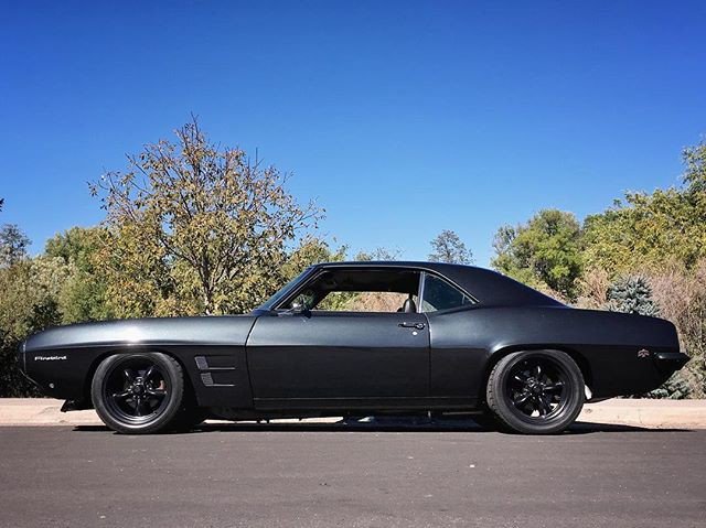 FirebirdFanBase's tweet image. Reposting @pontiacontap:
Yup, my new favorite side shot!
#musclecar #pontiac #firebirdfamily #carculture #saturday #sideshotsaturday #weekend #fall #fallcolor #instacars #dailypic