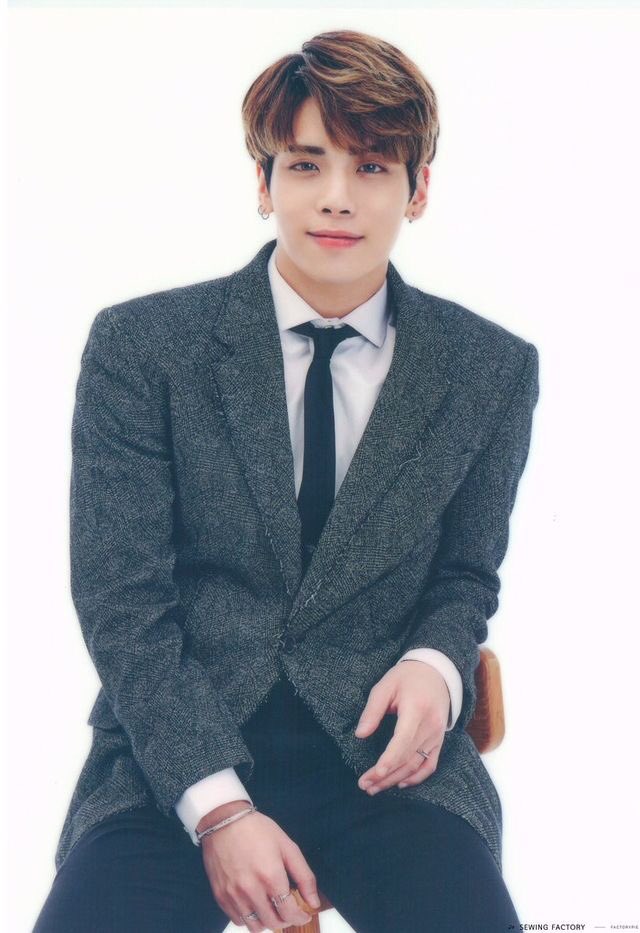 Parkdudaa1's tweet photo. Sentiremos saudades♥️♥️ Você estará sempre vivo em nossos corações #Junghyun #SHENee https://t.co/PaobNQ5jXW
