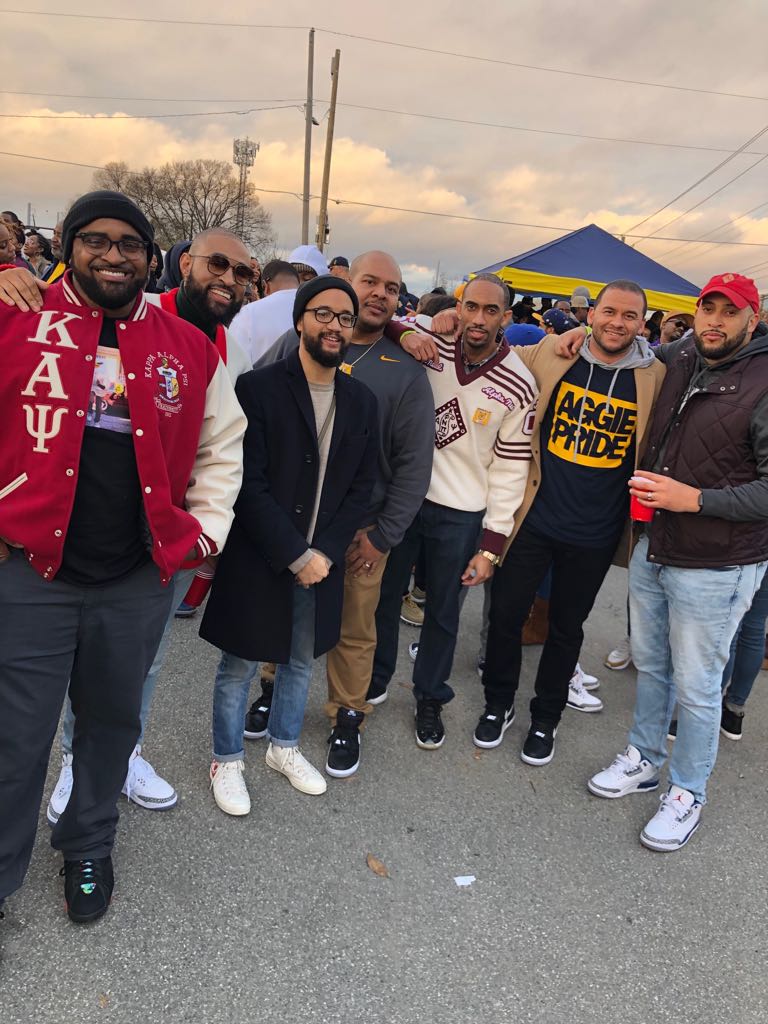 the5ivestrikes's tweet photo. Don’t get to see my guys too often, 6 out of 11 (plus our DP) of us were at the #CelebrationBowl today. 🤧👌🏽
#AggiePride
#BacktoBackChamps
@kapsi1911
@ANu1933
#Spring2004 https://t.co/rqJgGPzVWp