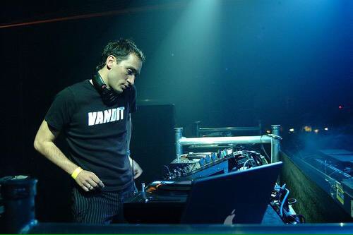 December 16... Happy Birthday Mr. Matthias Paul aka Paul van Dyk... RESPECT 
