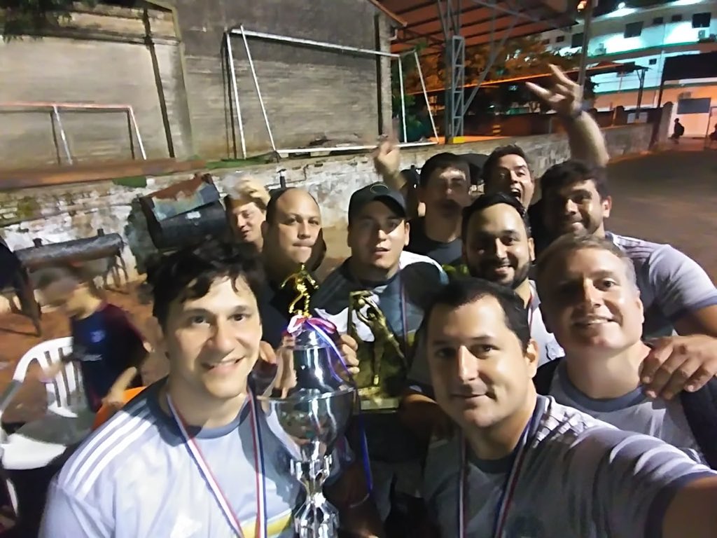 DiegoArias80's tweet photo. @YSC_98 Equipazo gracias por todo estamos para cosas mejores👍🏻 https://t.co/Sy58rKJbD2