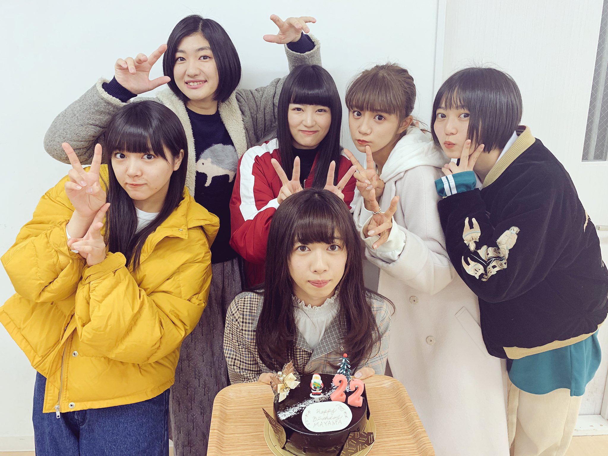 私立恵比寿中学 エビ中 ラインライブで真山のお誕生日をサプライズでお祝いしました アーカイブはこちら T Co Pr90tr27lh T Co K8e4ny1nle Twitter