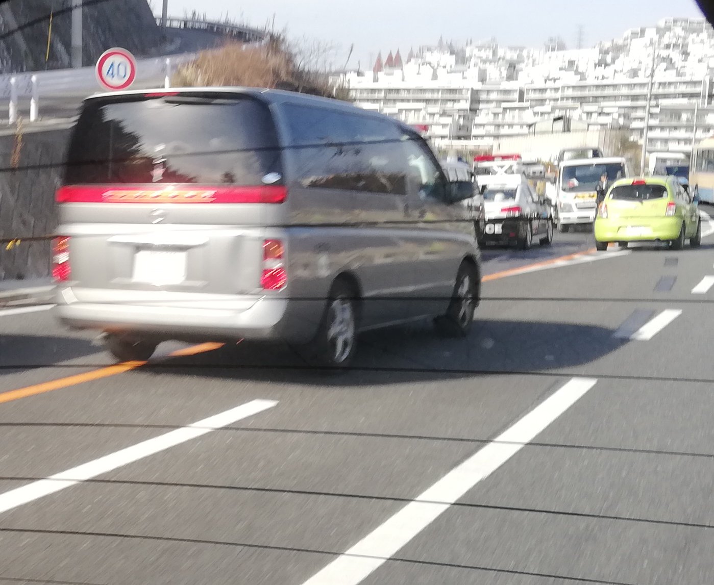 いろいろあるよ Blogのまひろんくん 国道 176号線 宝塚 西宮名塩 間で トレーラーと乗用車の事故 発生 警察の誘導で 片道交互通行実施中です ご注意ください 176号線 宝塚 事故 渋滞情報 T Co Emoyli0pf3 Twitter