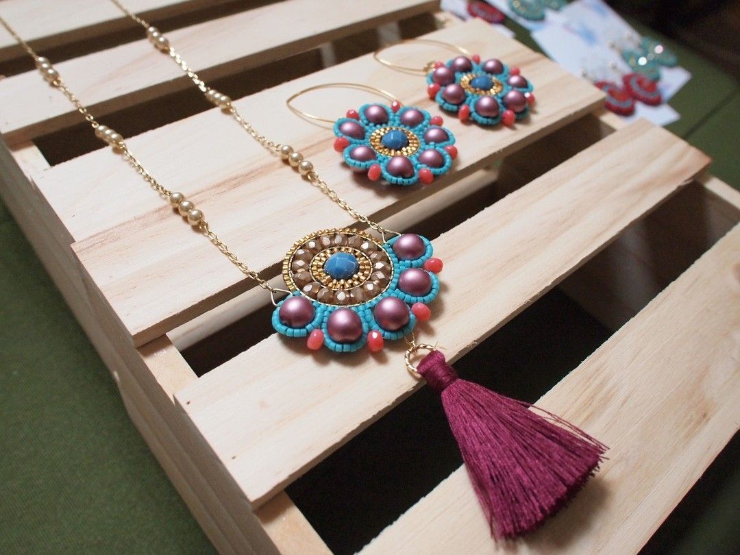 LucadotJewelry's tweet photo. ニュージーランドに行ったらこちらのネックレス��自分用に作ります。
ビーズステッチ法を始めたころで作るのにすごく時間がかかりました。
また挑戦してみます。

#ハンドメイド　#ハンドメイドブレスレット　#ハンドメイドアクセサリー　#ラップブレスレット　#ブレスレット　#手作り https://t.co/rchZD4Wxqo