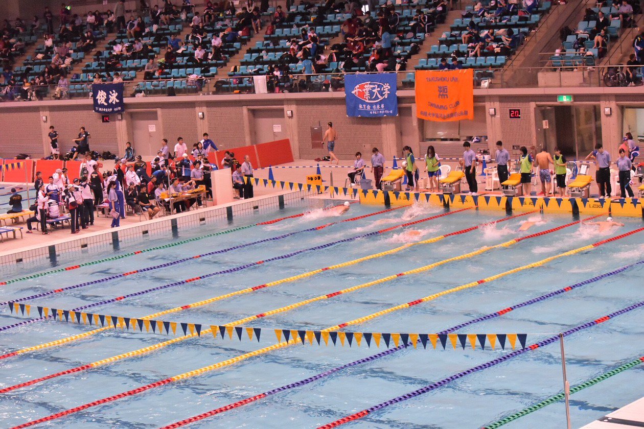 宇都宮大学水泳部 遅くなってしまいましたが 先週9日に相模原でウィンターがありました 冬場の大会にも関わらずベストの更新率が高くて 年内のいい締め括りになったのではと思います 今回の写真は夢先輩が撮ってくださいました かっこいい写真