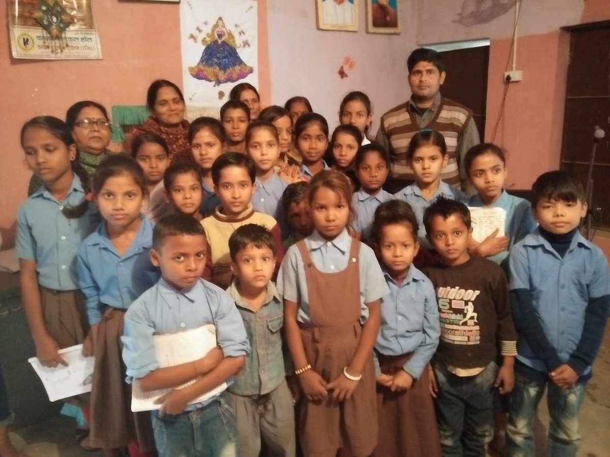 airdarbhanga's tweet photo. 'Fulwari' recording with beautiful Children.
Our Sunday starts on a high note.
#ChildrenProgramme
@prasarbharati @AkashvaniAIR https://t.co/atyuAbMIQs