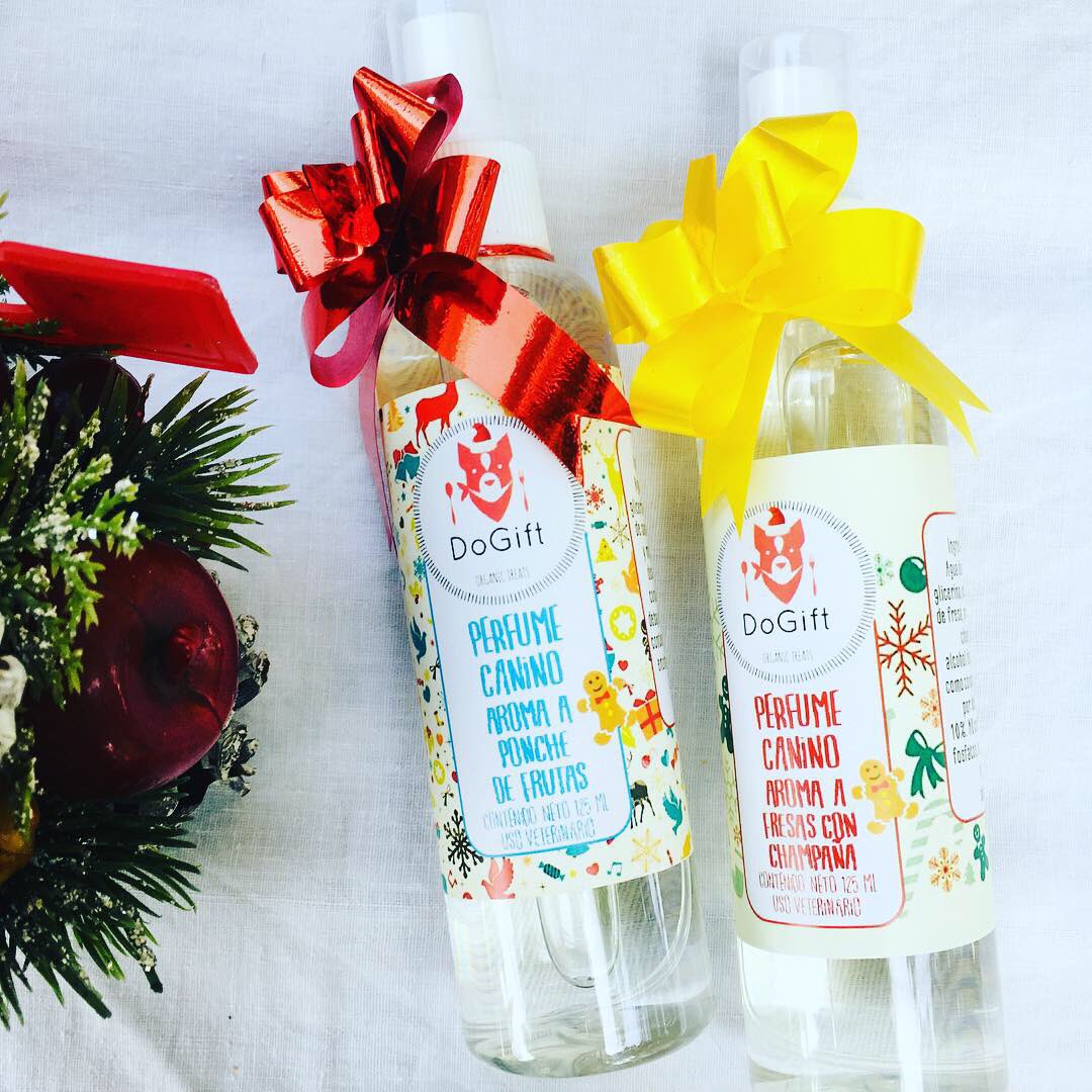 dogiftmx's tweet photo. Perrunos! Ya están disponibles los perfumes navideños 🎄 🐶
* ponche de frutas 🍇 
* fresas con champaña 🍾
click aquí https://t.co/6O1ncXN2Gs
.
#doglover #doglife #spoileddogs #dogiftmx #dogift #organicdogtreats #mexicandog #organicpetfood #dogperfume #dogcare https://t.co/6KWQlH4Izv