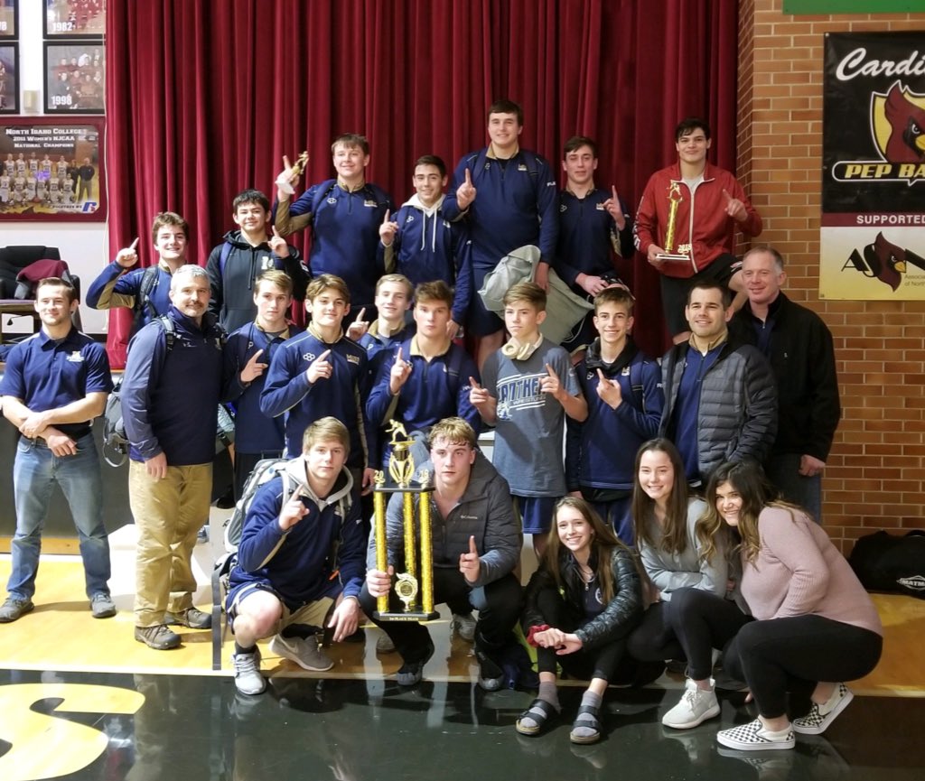 MEAD_ATHLETICS's tweet photo. @MeadHighSchool Panthers are the 2018 Tri-State CHAMPIONS!  Ben Voigtlaender 220# Champion!  @NWPrepsNow @SWXRightNow @GSL_Scores https://t.co/7GKkTMin78