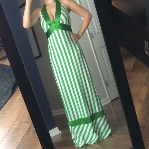 wardrobechanges's tweet image. So good I had to share! Check out all the items I'm loving on @Poshmarkapp #poshmark #fashion #style #shopmycloset #2bbebe #sagharbor #anntaylor: bnc.lt/focc/ybLXKg5XpS