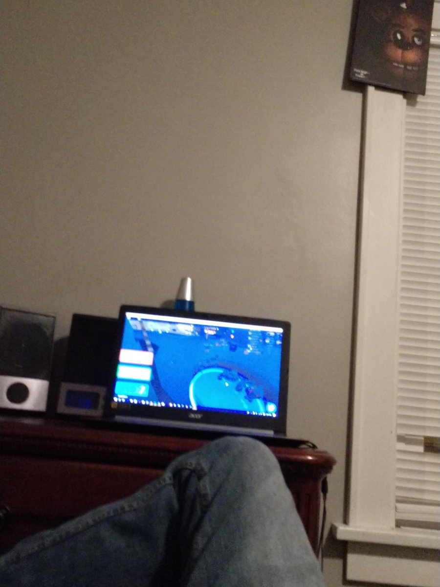 RealDiamondDev's tweet image. Getting tired. Still managing to stay first place in #HotChocolateSimulator