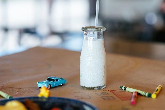 famecaffe's tweet photo. 🥛 🚙 🧀 #famecaffe #kidsmenu #farmtotable https://t.co/P2wdDdcJvY https://t.co/AZNJTODwG8