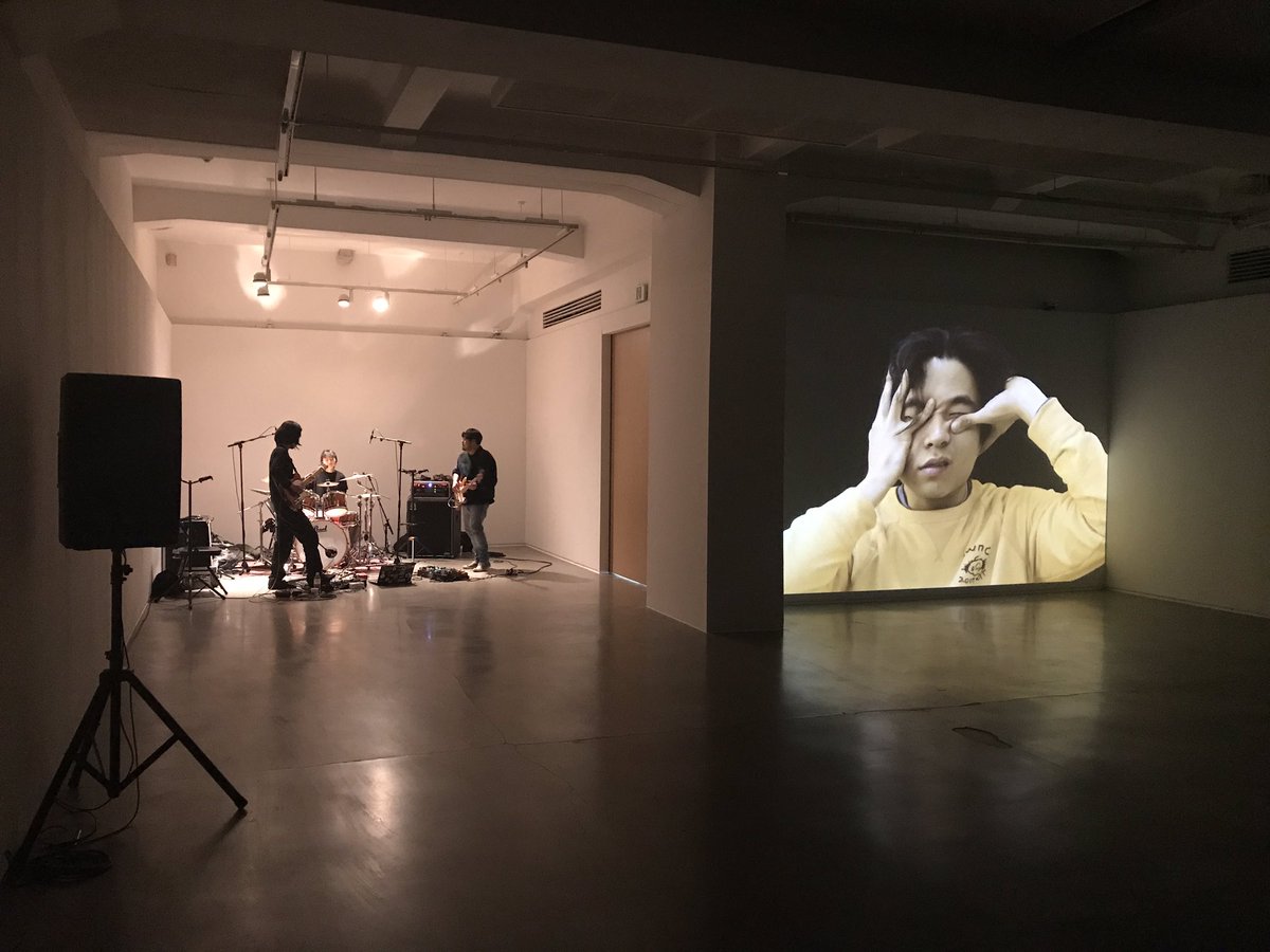 숌부르크사슴과 두루미와날치의 <오프라인 바디 스킵> 진행중입니다