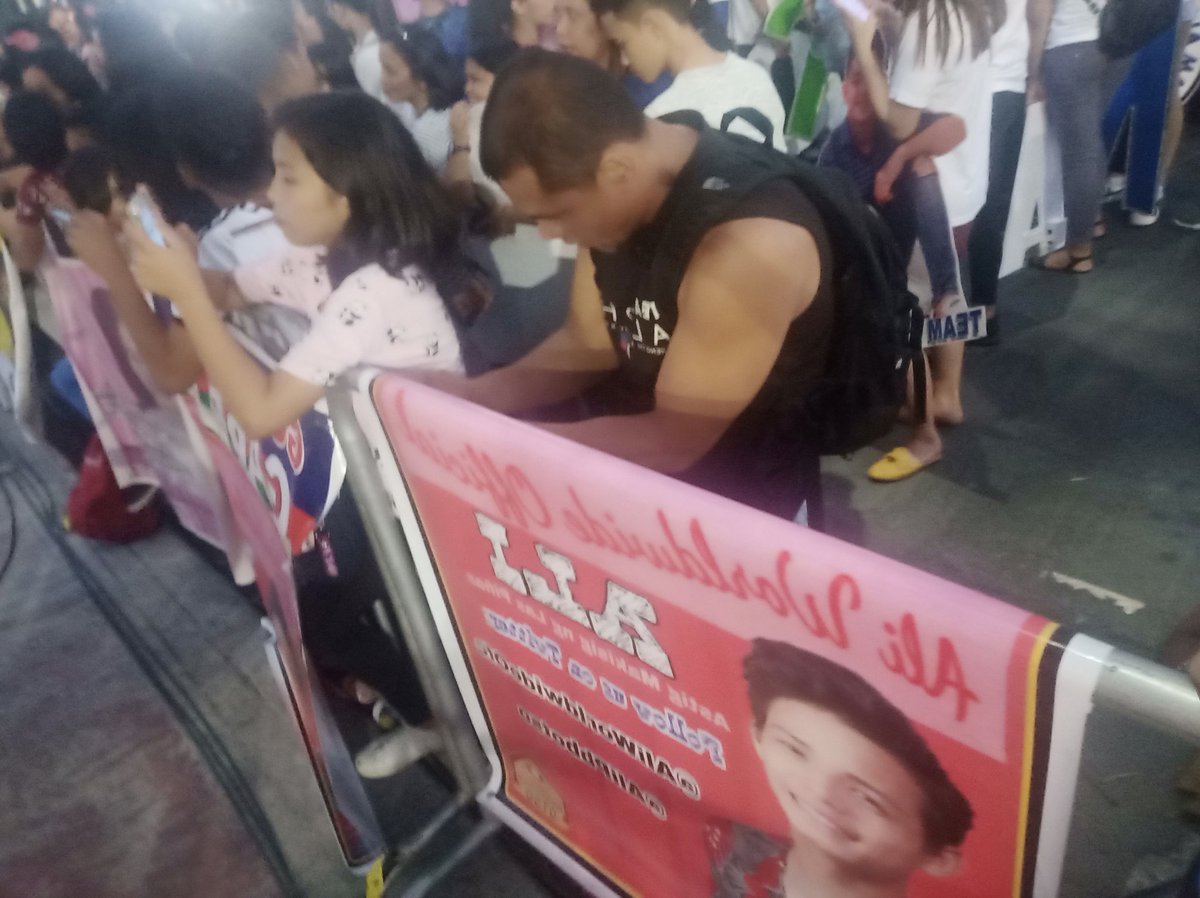 AliWorldwideOfc's tweet image. #SupportiveFather