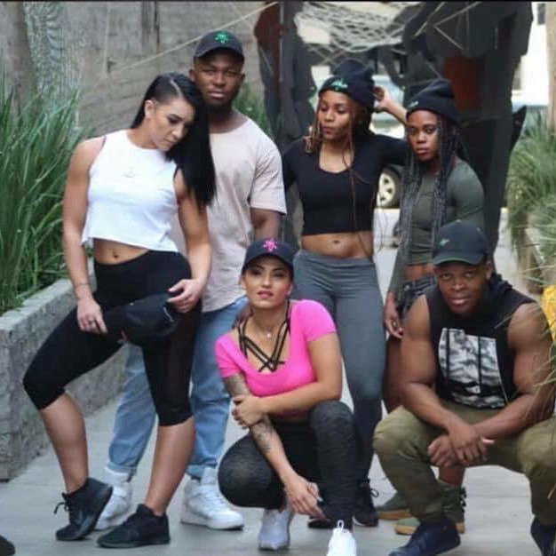 IronTribeCo's tweet image. #ironcrew #groupfitness #teamfitness #gymmotivation #gymlifestyle #healthyeating #healthylifestyle #fitnessbody #fitness #fitnessgoal #fitnessjourney #fitnessforlife #fitnessinspiration #irontribemen #irontribefitness #abs #absofsteel #togetherwearestron… ift.tt/2SOw8Xh