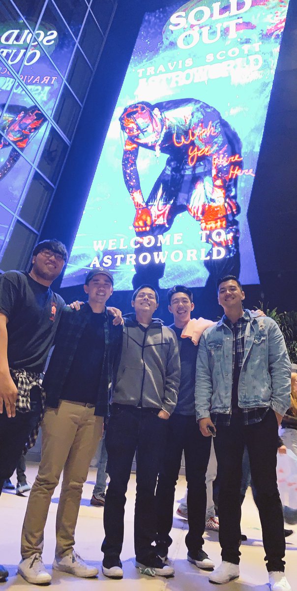 ScottieProm's tweet photo. Thicko Mode #CastroWorld https://t.co/fgfZ8rJO80