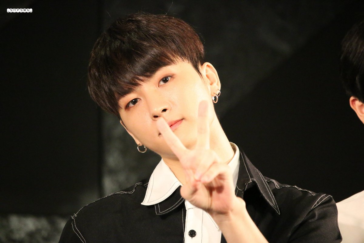 _snpswg_'s tweet photo. 181216
XENO-T LIVE 2018 -5 of US-

#제노티 #XENO_T  #호준 #Hojoon https://t.co/r4hDHMJKwB