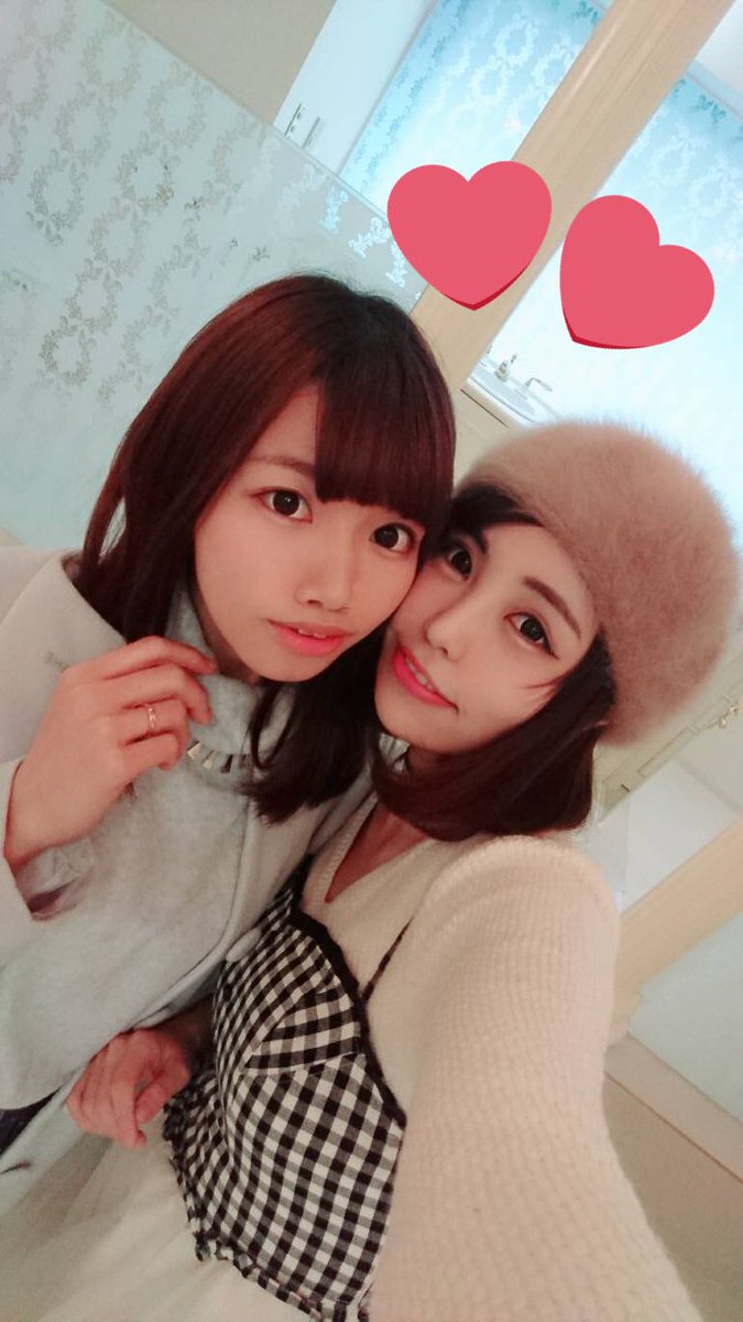 ty_marmar's tweet photo. #ぱんだ撮影会 ありがとうございました🐼 久しぶりの撮影でしたが皆優しくて楽しかった〜!凄く素敵なスタジオで壁紙も小物も家具も…住みたいくらいの理想の可愛いお部屋でした💓Instagramもやってるみたいなので是非見てみて!!→shinytime7004
#レンタルスペース
#shinytime
#撮影会
#鞠々まりい https://t.co/P4UjxX8TuO