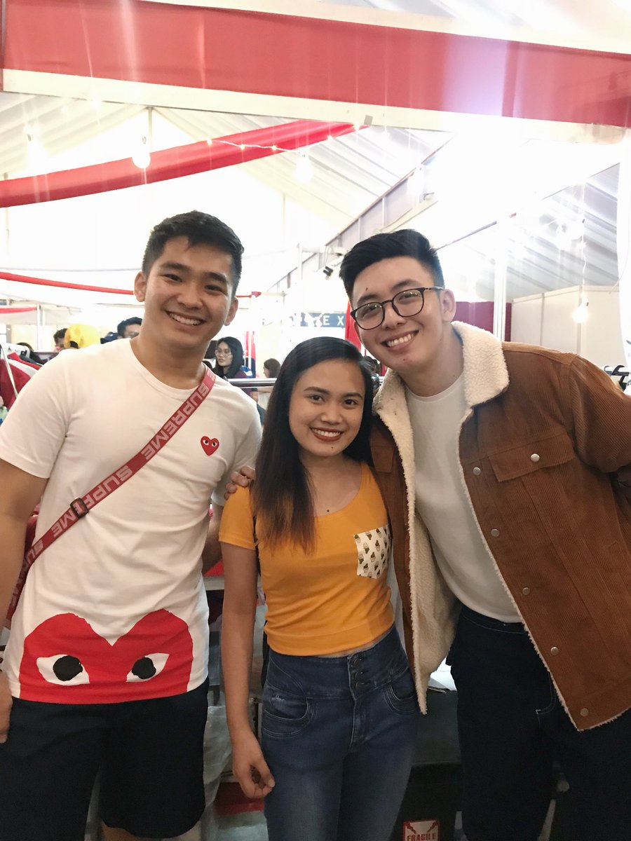 asdfghjkLEDIE's tweet photo. Best part ng BU16 ko ay makita ko ulet sila 😍 love you both @imdgrazon and @imkerwinking 🤗😘💕 #bu16xworldbazaarfestival #bu16 #bloggersunitedph https://t.co/ZDba6R28WK