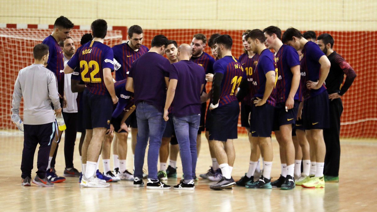 🔥 Game Day
🏆 J13 #DivisionHonorPlata
🤾🏻♂️ @bmalarcoscr - @FCBhandbol B
⌚️ 12.30 h
📍 Ciudad Real
🔵🔴 #ForçaBarça