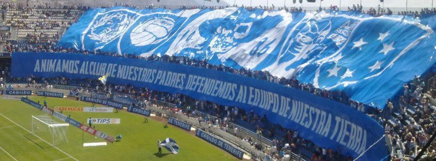 Yo debería estar durmiendo...pero claro...parezco un niño el dia de reyes #DerbiCanario Vamos @CDTOficial 💙💙 #TúNosHacesMejores