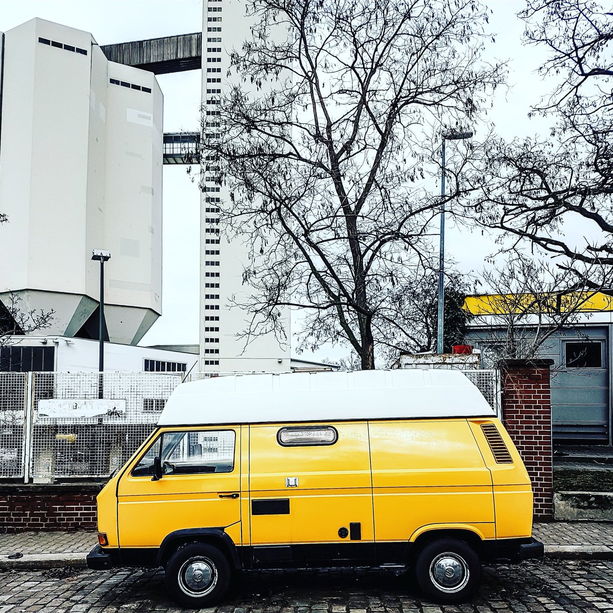 Peat63's tweet photo. #berlin
#vansofberlin 
#asundaycarpic https://t.co/h3Gie3XH4m