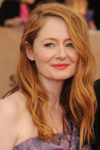 Happy birthday to, Miranda Otto! 