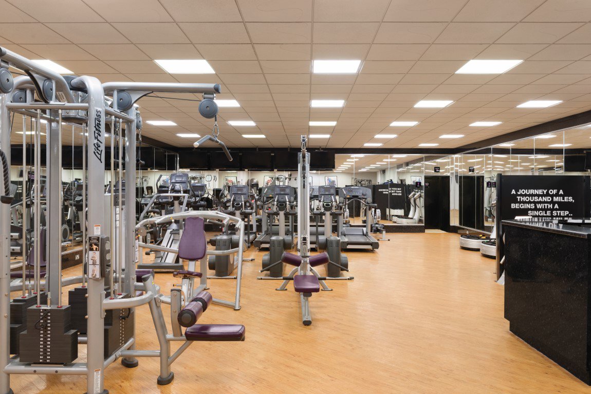 CwrtBleddyn's tweet photo. An alternative Sunday in the Cwrt Bleddyn gym. Maintain your routine while you're away with us using our great equipment!

Read more. https://t.co/diQZ5suiVQ https://t.co/2C9Tp6U0Ci