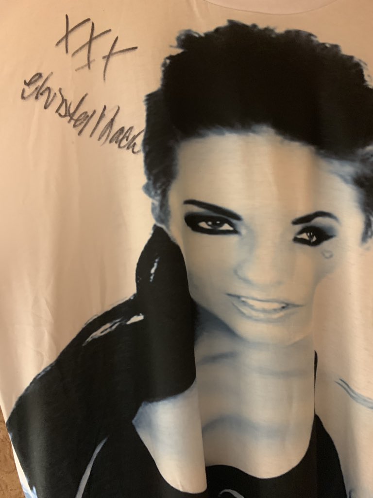 Fernando Humareda (@humareda) on Twitter photo I had the pleasure of meeting the beautiful <a href="/ChristyMack/">Christy Mack</a> tonight. She did an amazing show! I also got my shirt signed! Thank you Christy I had the pleasure of meeting the beautiful <a href="/ChristyMack/">Christy Mack</a> tonight. She did an amazing show! I also got my shirt signed! Thank you Christy