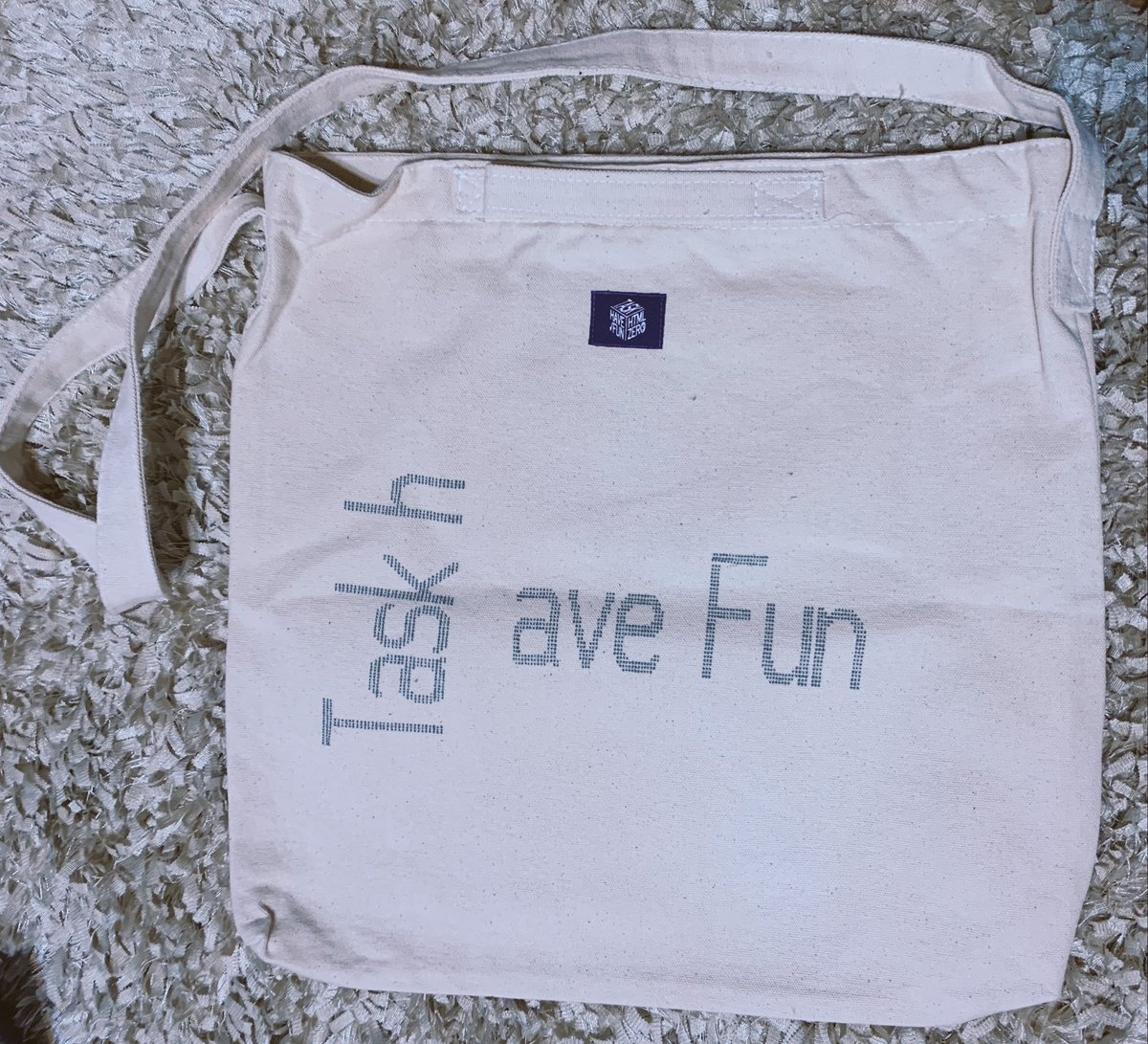 Task_Naoki's tweet image. 「HTML ZERO3×Task have Fun コラボレーション第二弾 発売記念イベント」
東京遠征の締めくくり🤗
BLITZで最前で観てたら
菜月ちゃんに
レスもらった気がしたし(o^^o)♪
見てて
出来そうって事で
直角にと(*¯︶¯♥)
LかTか迷った
ありがと～(*^^)v
品川の特典券で初めましてに行くね
@Task_Natsuki