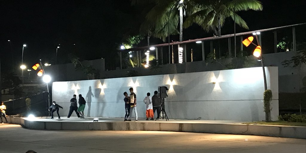 naukarshah's tweet photo. An attempt at developing #DamanGanga #Riverfront into a participatory cultural and creative arena. Once the entire stretch is completed it will provide an amazing space for morning fitness and evening activities. #SilvassaIsUpgrading https://t.co/E8ixOuQOJi