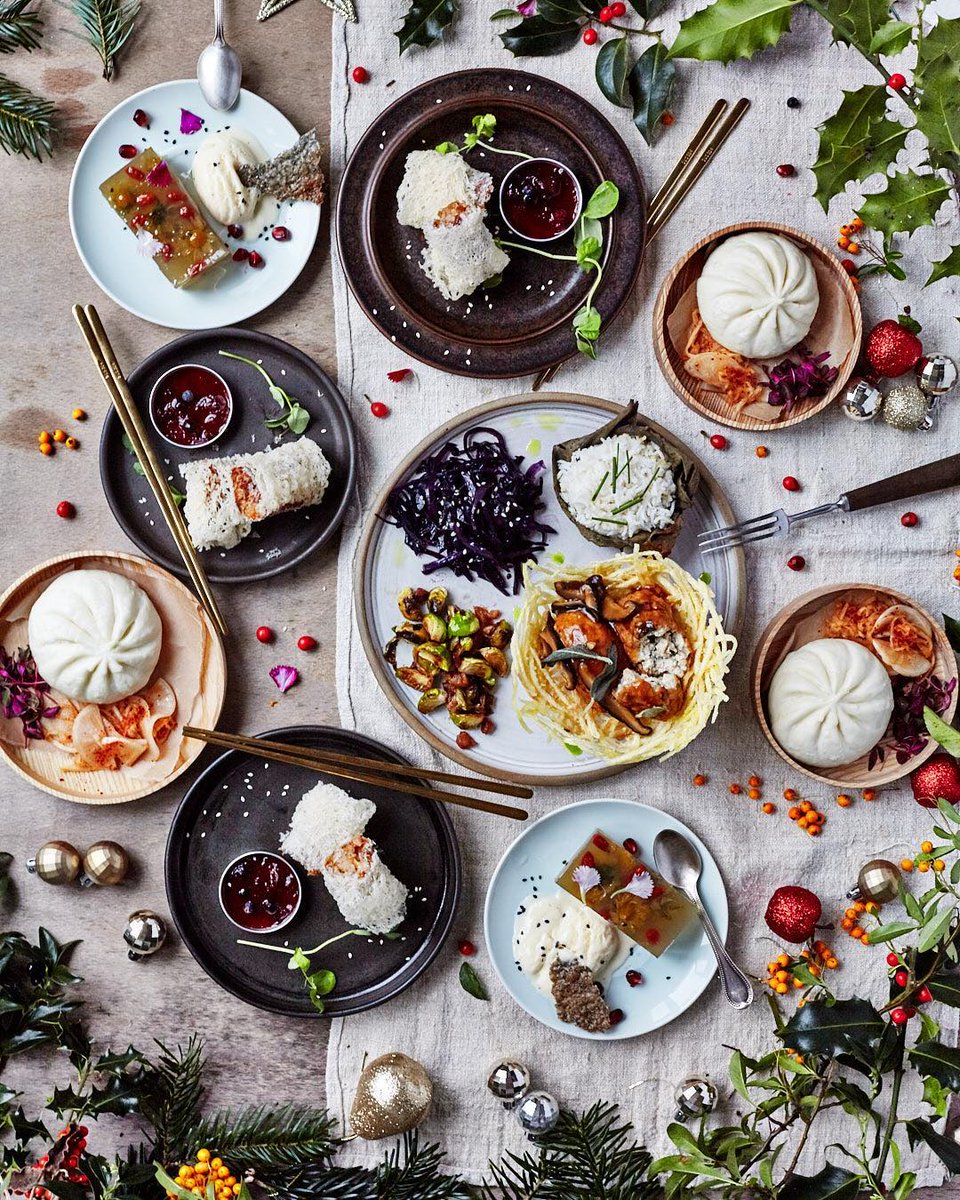 tottsocial's tweet photo. FINAL pop up for 2018! 20th-22nd Dec

Food by @phungkayvegan w Chinese #Vegan festive inspired menu
Bar by @CravingCoffeeUK w special cocktail list to accompany the food 

😍🥢🌿🎄🍸

*Please note it is a TICKETS ONLY special event and is nearly sold out!*
https://t.co/VjxYTem4ms https://t.co/PowqmsKKy7