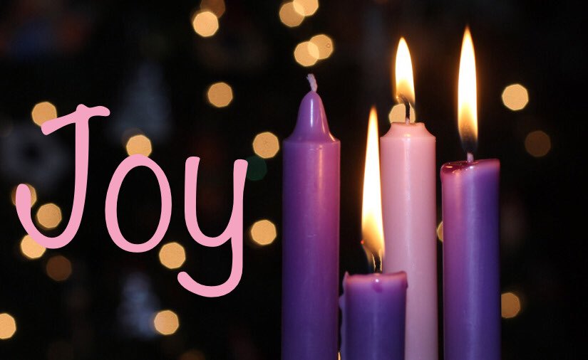 StLeonardSchBr's tweet image. Today we celebrate the third Sunday of Advent, we light the candle and rejoice the coming of our Lord! #advent2018 #joy