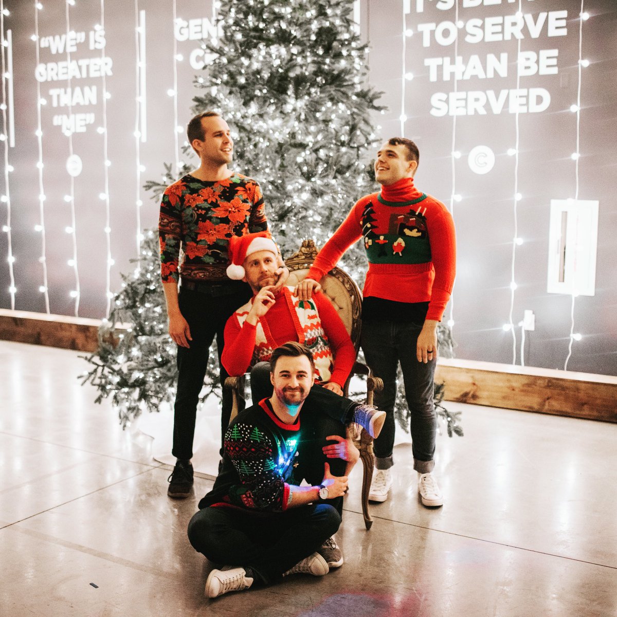 MrDytro's tweet photo. Last day of #NBC2018 10:00 / 1:00 / 4:00 / 7:00! https://t.co/VTowAlOZ5C