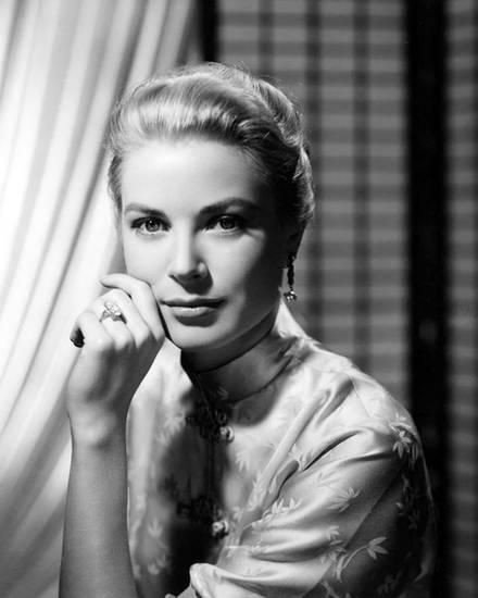 Grace Kelly #gracekelly 
#vintage see more here
hollywoodgreats.blogspot.com