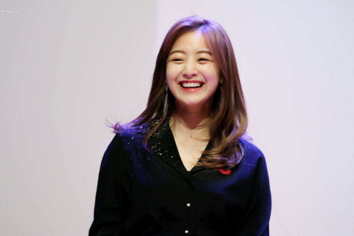 KayPd's tweet photo. ❤😄 https://t.co/Sk6RFUxMDf