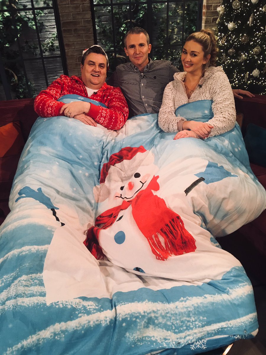 Should really be the year round working environment 😂@WeekendAMVMT