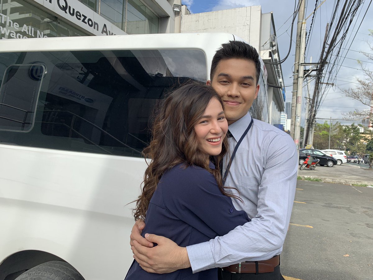 barbieeimperial's tweet photo. Who's watching? Retweet!!!! 
#WansaSBWYPayBack https://t.co/gPtJrzPDXw