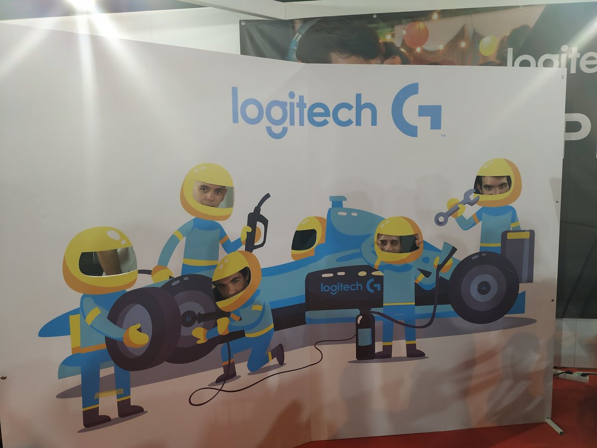 MrCaxx's tweet photo. #logitechstop https://t.co/xrtsvbqxXe