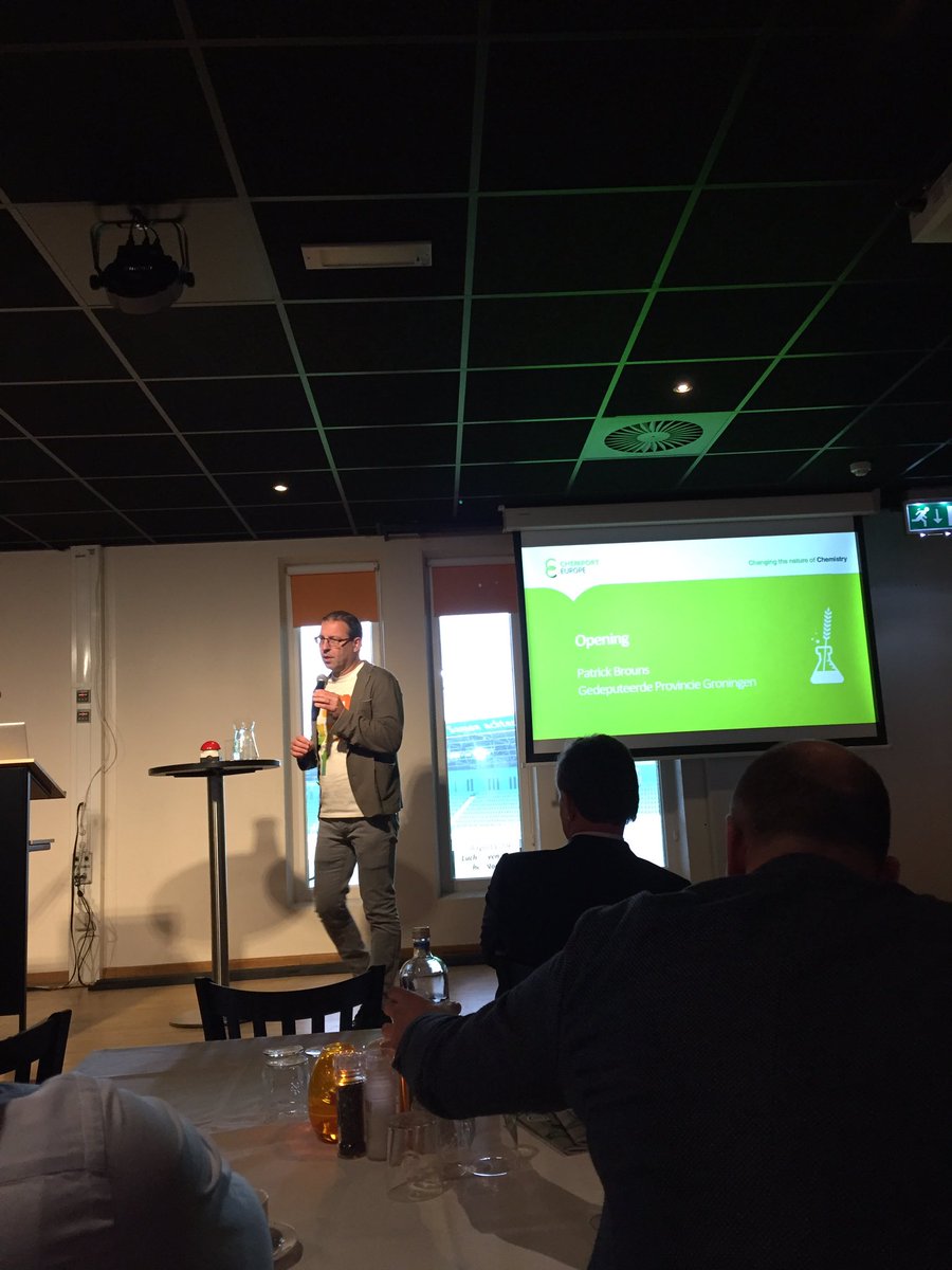 “Er wordt veel gesproken over groene chemie. Chemport Europe DOET aan groene chemie” - Patrick Brouns tijdens opening Skylounge event FC Groningen <a href="/fcgroningen/">FC Groningen</a> <a href="/EmpowerMi_/">EmpowerMi B.V.</a> <a href="/ChemportEurope/">Chemport Europe</a> #groenechemie #duurzaam <a href="/NVNOM/">NOM</a> #noordnederland #industrie