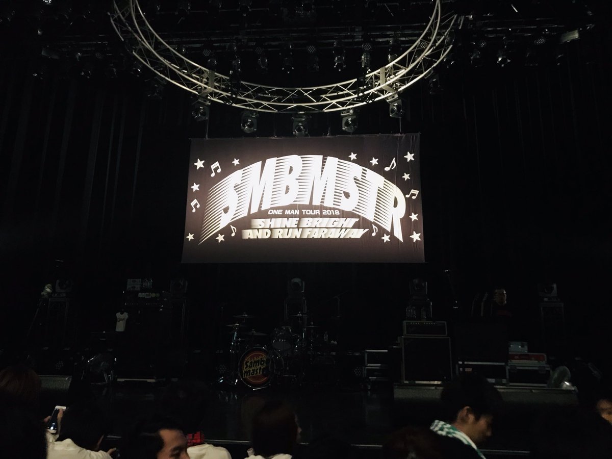 itookana's tweet photo. 12/16 サンボマスター ツアーファイナル
12/17 MIYAVI ツアー初日
いまはMIYAVIさんの余韻に満たされて…。
次は絶対最前狙いでぶち上がりたい。体力ならある。
サンボはほぼ最前にいたしなあ結局。
ライブって素晴らしいものですねえ。
#SBMR
#MIYAVI
#仔雅 https://t.co/ch6J4mLs0E
