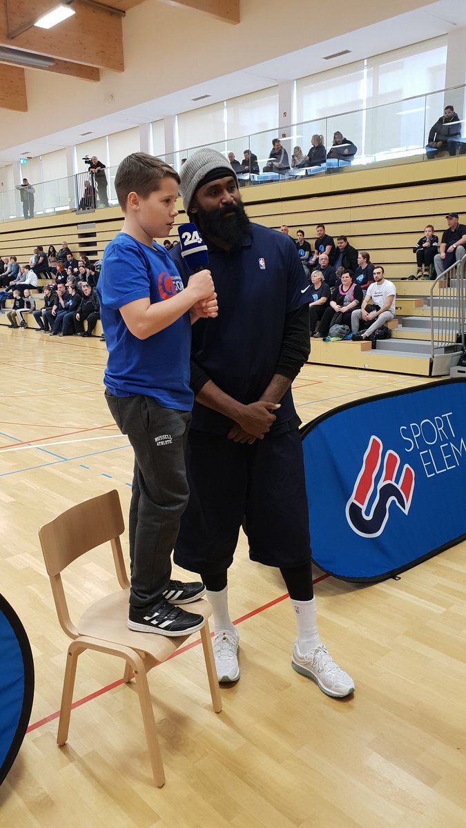 matevz_zupancic's tweet photo. @JrNBASlovenia finals. Great ending of a nice project by @Sportelement feat. @HeliosSuns, @Ronny_Turiaf, @zoran_dragic and friends of youth baskteball. #nba https://t.co/3MamyuIHN3