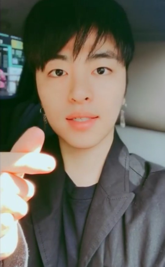 82 days without his IG updates How many more days do I need to wait? This drought is too long.  #JUNHOE  #JUNE  #iKON  #구준회  #준회  #아이콘  #ジュネ