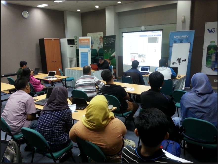 dpuniadi's tweet photo. Kursus Bisnis Online SB1M di Tanjung Jabung Barat hub 0813-7250-6835 https://t.co/LnzgpjrfvA https://t.co/e1uFO9UPpB
