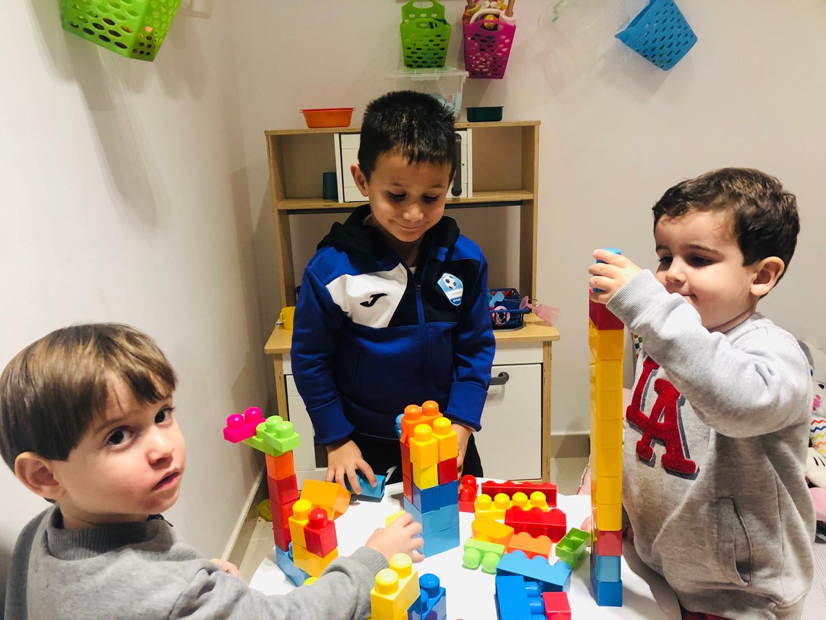 GooseLanguages's tweet photo. Construcciones con los más pequeños de la academia 👶🐣 https://t.co/HrnJCr8IXP