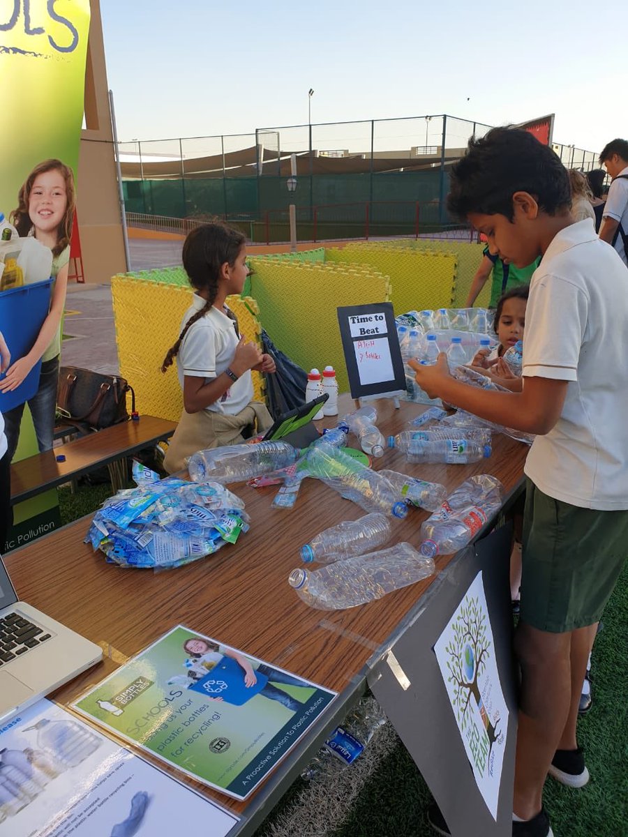 GreenfieldIntS's tweet photo. “East or West, Going Green is the Best!” ♻️
GCS eco team keeps up a good work to promote recycling among community during last week Winter Picnic. 
#simplybottles #behappybegcs #wearegcs #mygcs #taaleem #inspiringyoungminds 
@dgradeclothing https://t.co/S4UoaL4owV