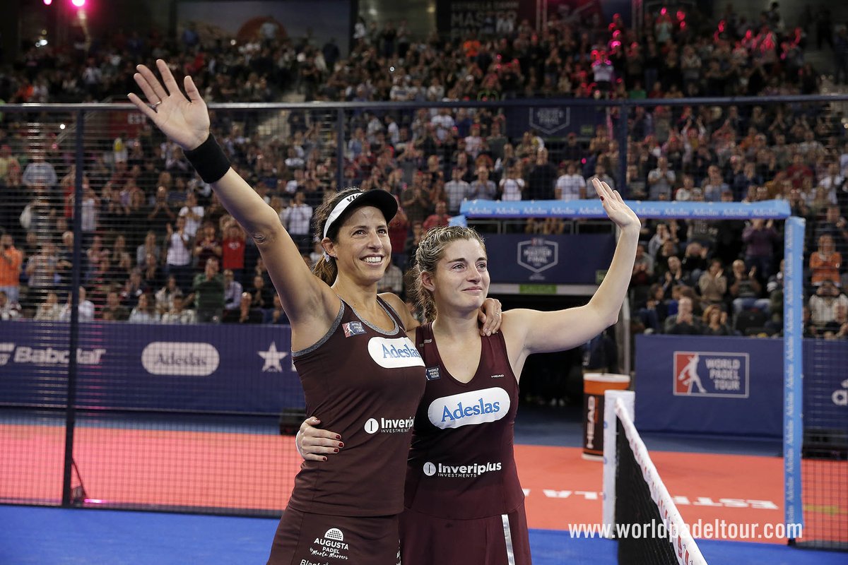 elneverazo's tweet photo. Final #WPTMasterfFinal @martamarreromar y @AleeeeSalazar son las nuevas Maestras al vencer en la final del Estrella Damm Master Final 2018 a @MapiSAlayeto y @majosalayeto por 6/3-6/2 #padel 

📸 Foto de @WorldPadelTour https://t.co/Aj0PKDLuan