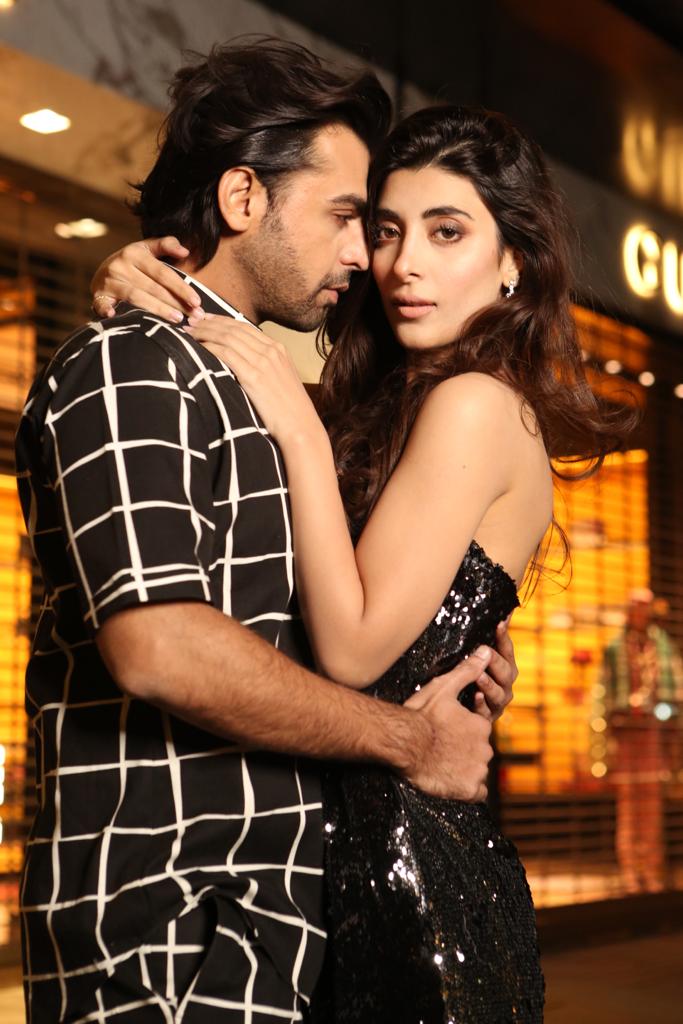 farhan_saeed's tweet photo. Happy Anniversary baby @VJURWA , I love you ! ❤ 
Thanks for coming in my life, you're so special to me. https://t.co/zSS0OdvM0G